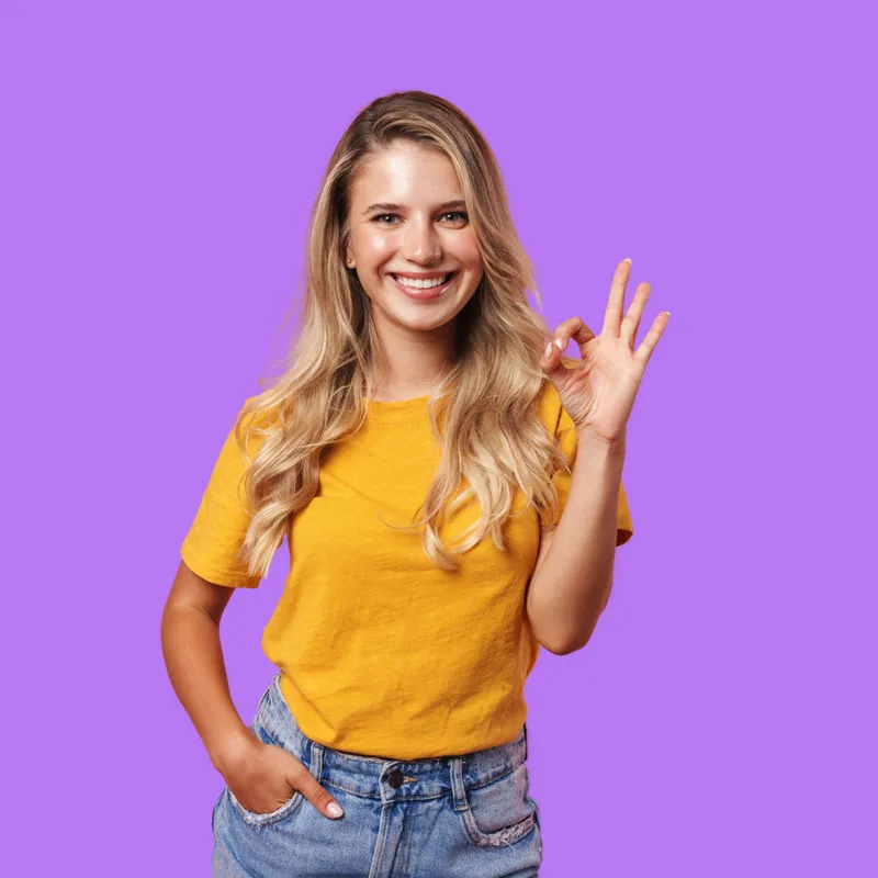 Larissa freut sich auf deine Nachricht